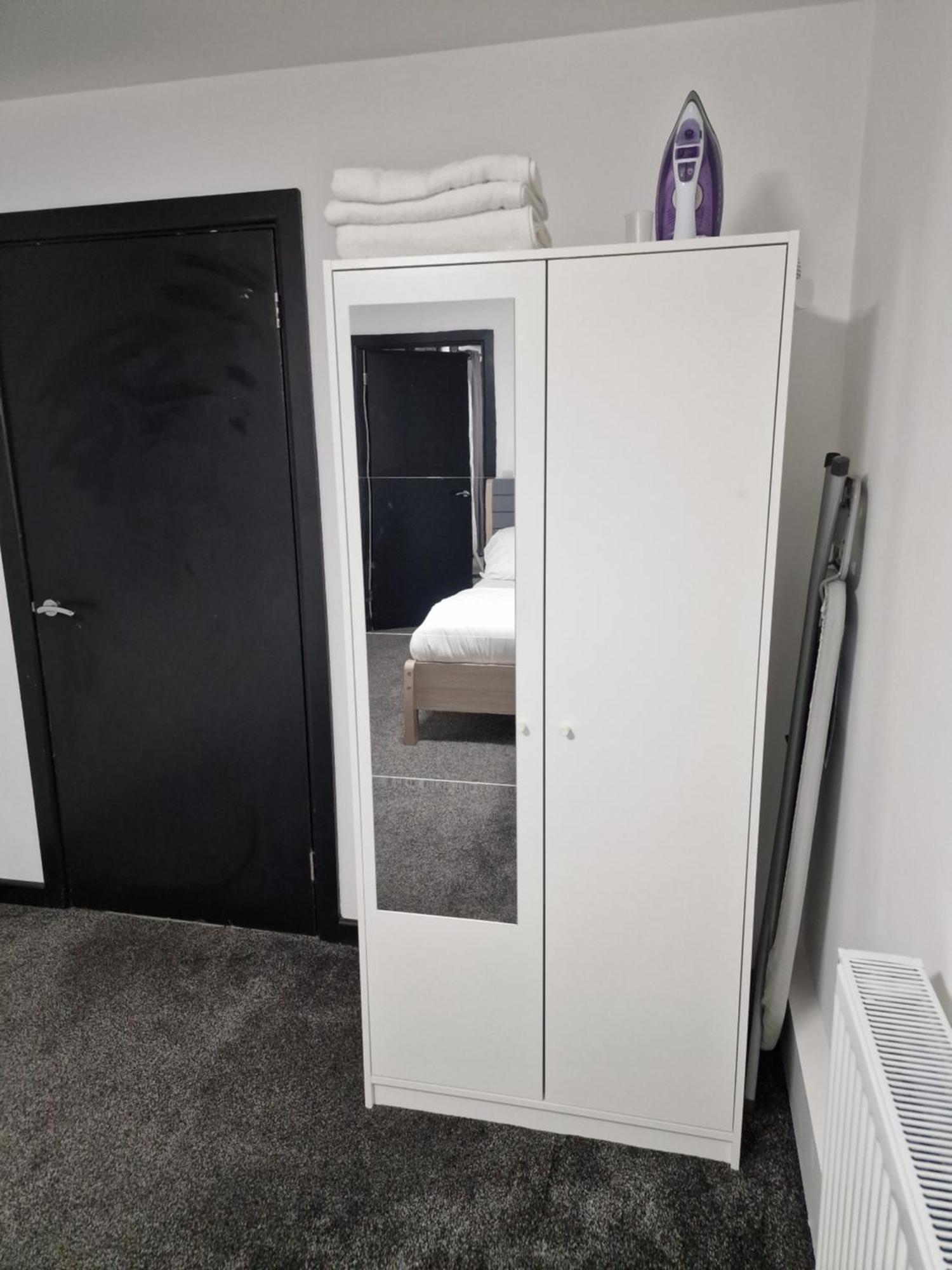 Ckb Flat- Comfort, Cosy, And Secure! Codsall Exterior photo